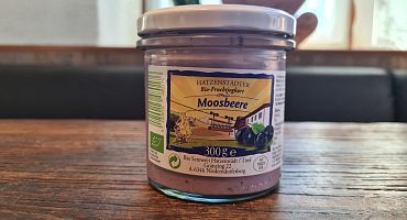 fruchtjoghurt-moosbeeren-front-1